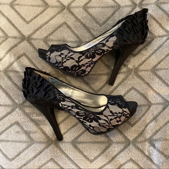 Lulu Townsend Shoes - Lulu Townsend Black Lace Heels